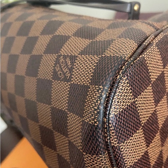 SOLD OUT “””Louis Vuitton Neverfull mm - Picture 5 of 8